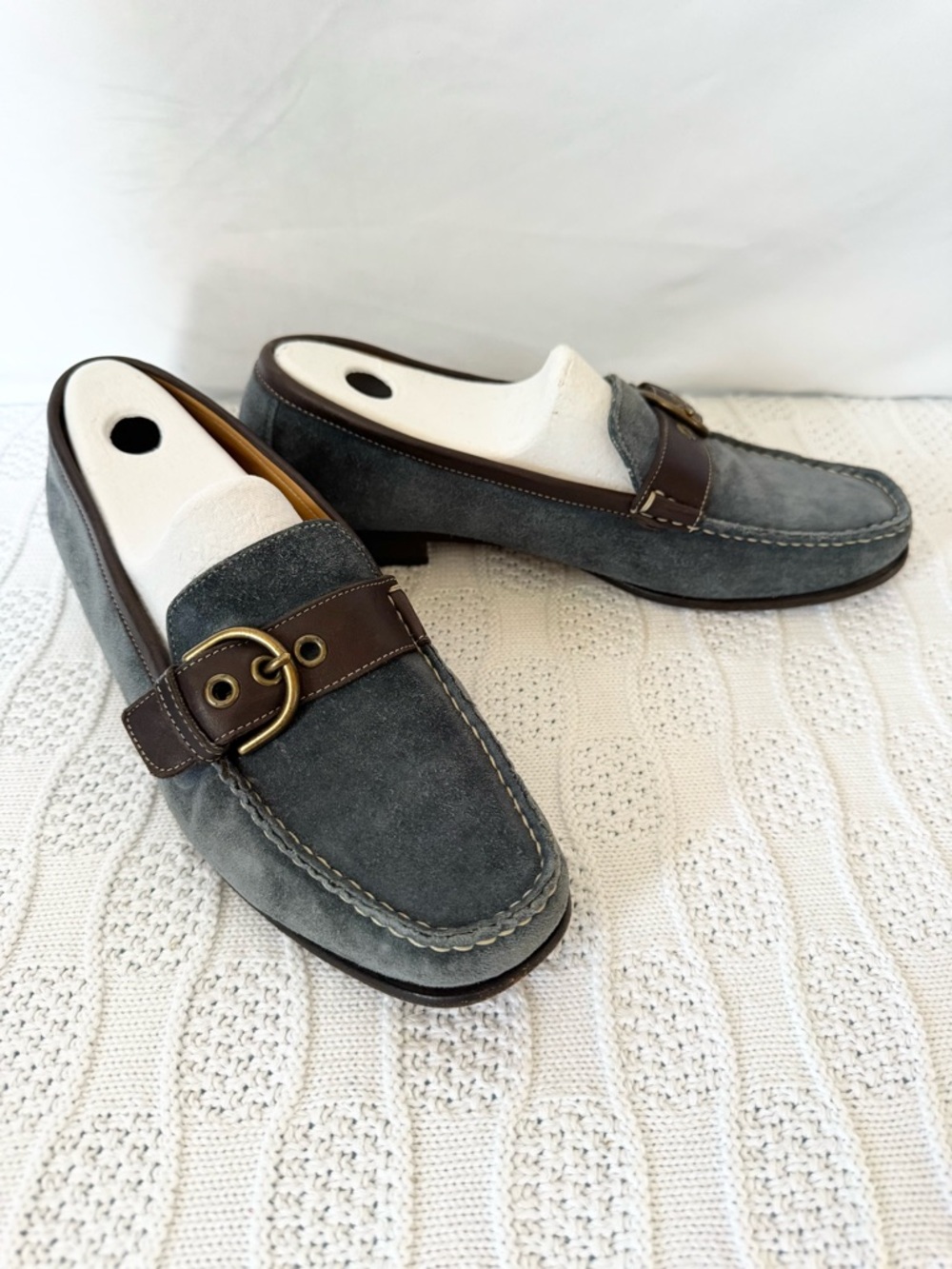 Coach Emery EUC blue suede ladies loafers made in Italy